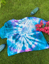 Load image into Gallery viewer, color, crop top, summer, chill, loungewear, tie dye, DIY
